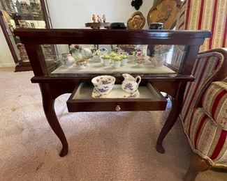 16_____ $75 
Curio table with top lifting • 22"x 17" x 23"T