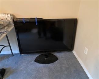 $100 55in Sharp TV