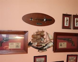 guns, Militaria, wall plaque, shadow boxes, guns