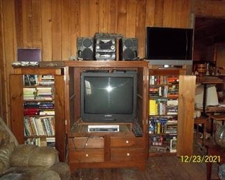 2 bookcases on each side of TV.  These 3 pieces are not all 1 unit!