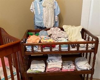 Changing table & baby clothes