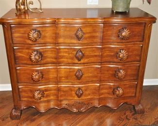 Up-Close View of the Beautiful 4 Drawer Chest