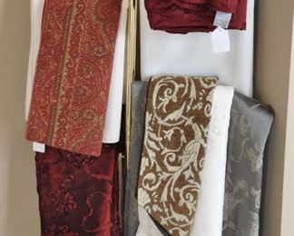 Great Selection of Dining Room Linens