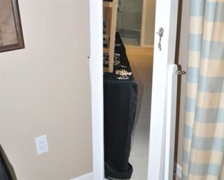 White Free Standing Mirror with Interior Jewelry Storage 