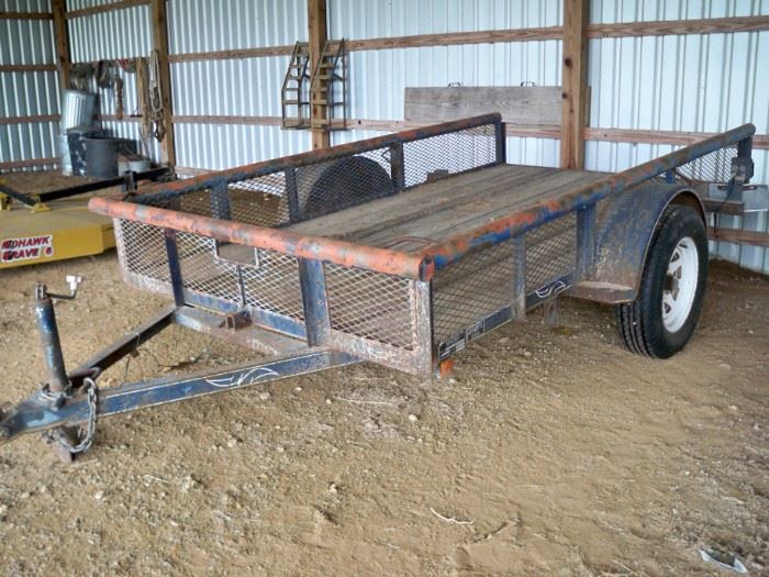 Estate Sale Hallettsville Texas starts on 1/13/2022