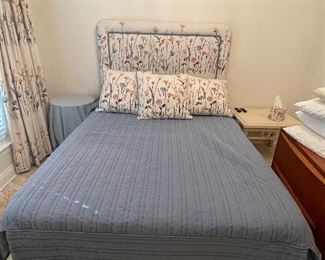 4- NOW $175 was $350 Queen size bed + 2 side tables 