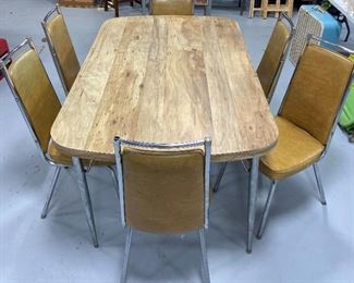 Vintage Table Chairs