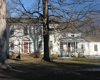 Beautiful Country Farmhouse Location