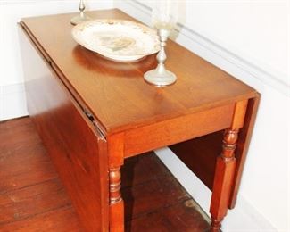 Drop-Leaf Table