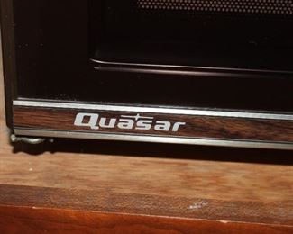 Quasar Microwave Oven