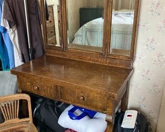 Antique dresser/desk