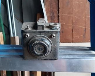 brownie flash 6 camera  1950s
