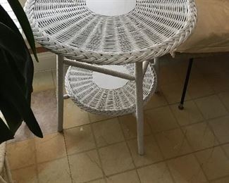Vintage wicker round side table