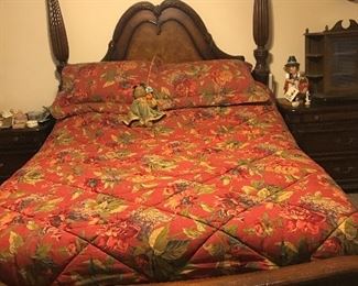Queen size 4 Poster Bed with adjustable Mattress