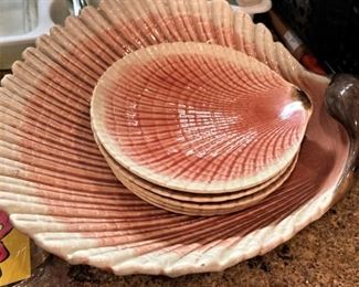 Shell shaped bowls