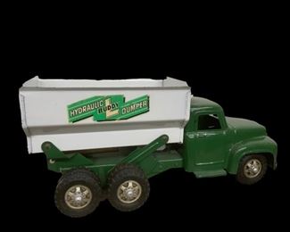 Buddy "L" Hydraulic Dumper pressed steel truck