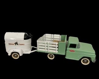 Tonka Farms 1961 truck and Horse trailer
