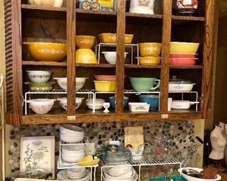 VINTAGE CORNING AND PYREX!  FULL KITCHEN WITH VINTAGE AND MODERN WARE.