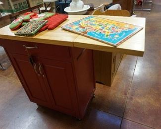 rolling kitchen cart, side drops down, USA map puzzle
