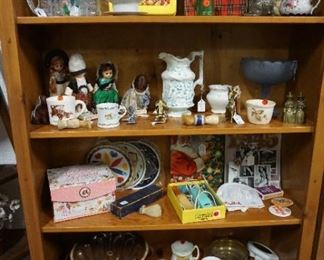 lunch boxes, shaving mugs, decor, collectibles