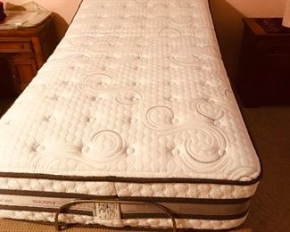 Adjustable/massage Sealy twin bed