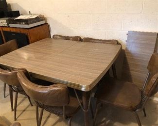 Vintage table & chairs set with table extension - metal surround on table & chairs have metal legs - great condition!