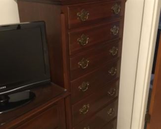 7 drawer chest next to dresser - matching items in bedroom