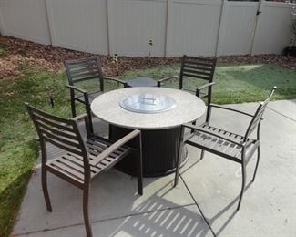 Fire Pit and 4 Chairs