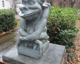 A Pair of these Gargoyles. The base is heavy concrete. Bring help to move them.