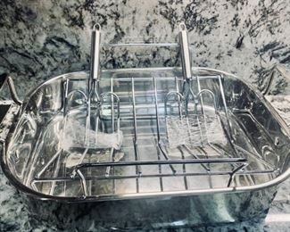 Roasting Pan with Rack & Meat Forks