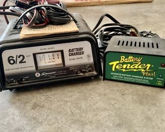 Battery Charger and Battery Tender Plus
