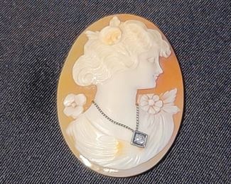 Cameo: Loose Shell with attached Diamond Necklace