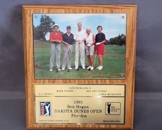 Mark Putney, Ray Ann Putney, Linda Mickelson, & B.J. Thomas
Dakota Dunes Open Golf Tournament in Sioux City, Iowa