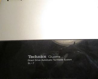 Technics Turntable SL-7