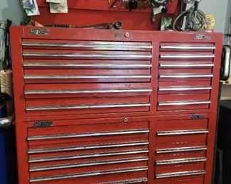 MacTools Tool boxes Model #1510 12 drawers top chest with #1500-12 drawer roll cab