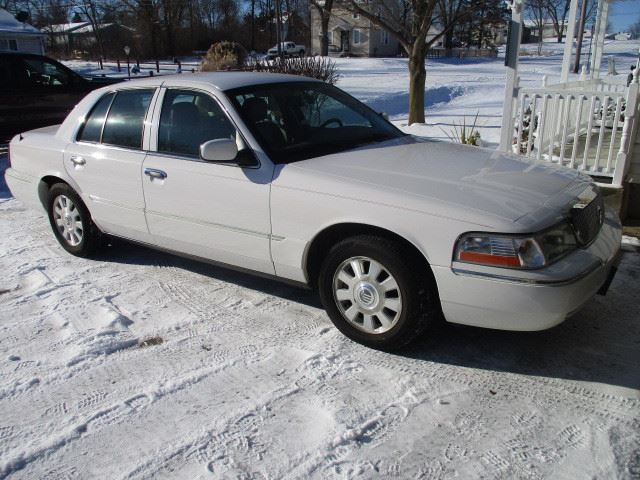 2005 Gran Marquis LS