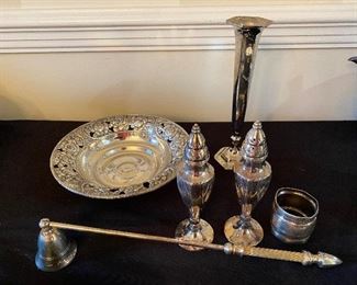 $30 - LOT 68 - Assorted silver plated pieces