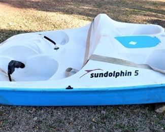 Sundolphin 5 Paddleboat