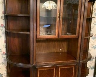 Three-piece wall unit 76 x 66 x 18