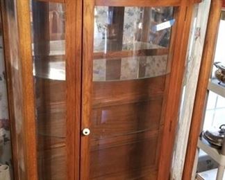 Oak curio cabinet 71 x 43 x 16