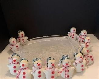 Glass Christmas platter with snowman napkin rings