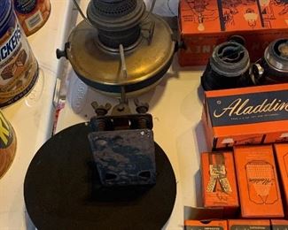 Aladdin model B lamp