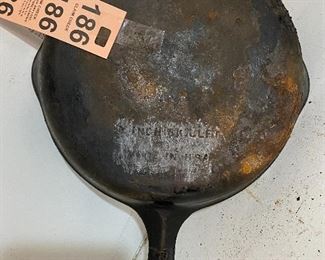 Martin, Griswold, Wagner, Favorite and gate marked cast iron pots