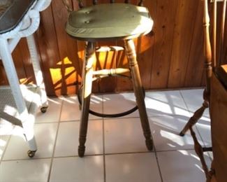 #39. Vintage Swivel bar stool, vinyl seat and round foot rest. 