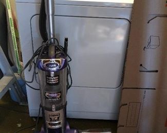 Shark vacuum
Washer not for sale