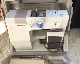 Bernina 930 Record Electronic sewing machine
