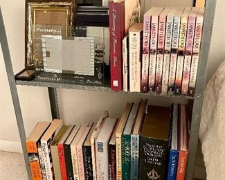 Hard & Softback Books, Tabletop Picture Frames
LOCATION: Full Size Bedroom