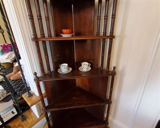Adorable Vintage Corner Bookshelf 