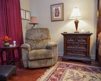 Pulaski bedroom set and recliner