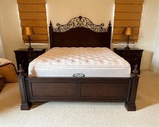 Robb and Stucky bed set